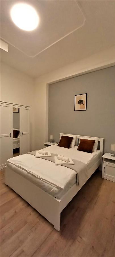 Апартаменти Quiet And Private Studio In The Center Будапешт Екстер'єр фото